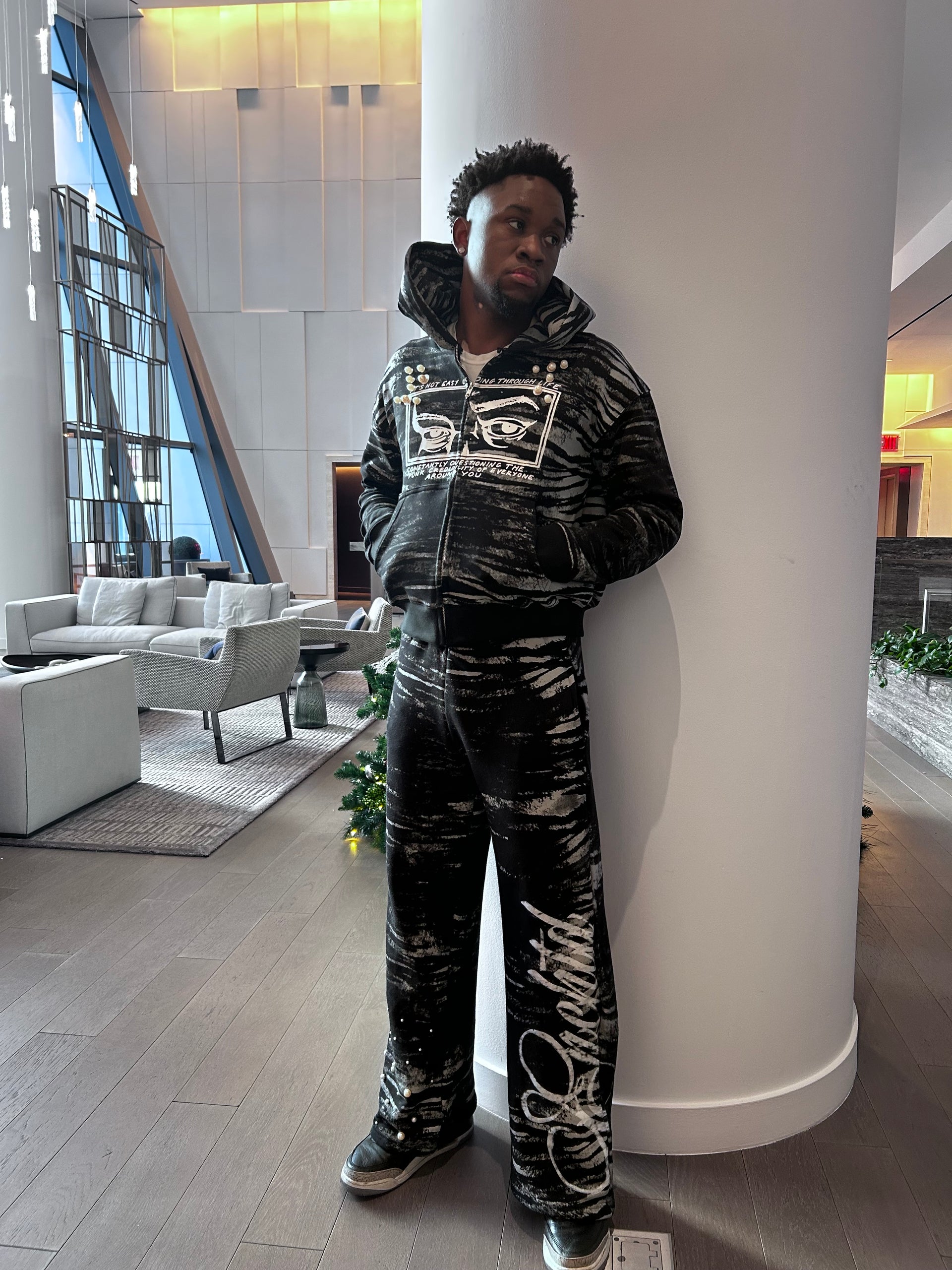 LOST SOULS SWEATPANTS